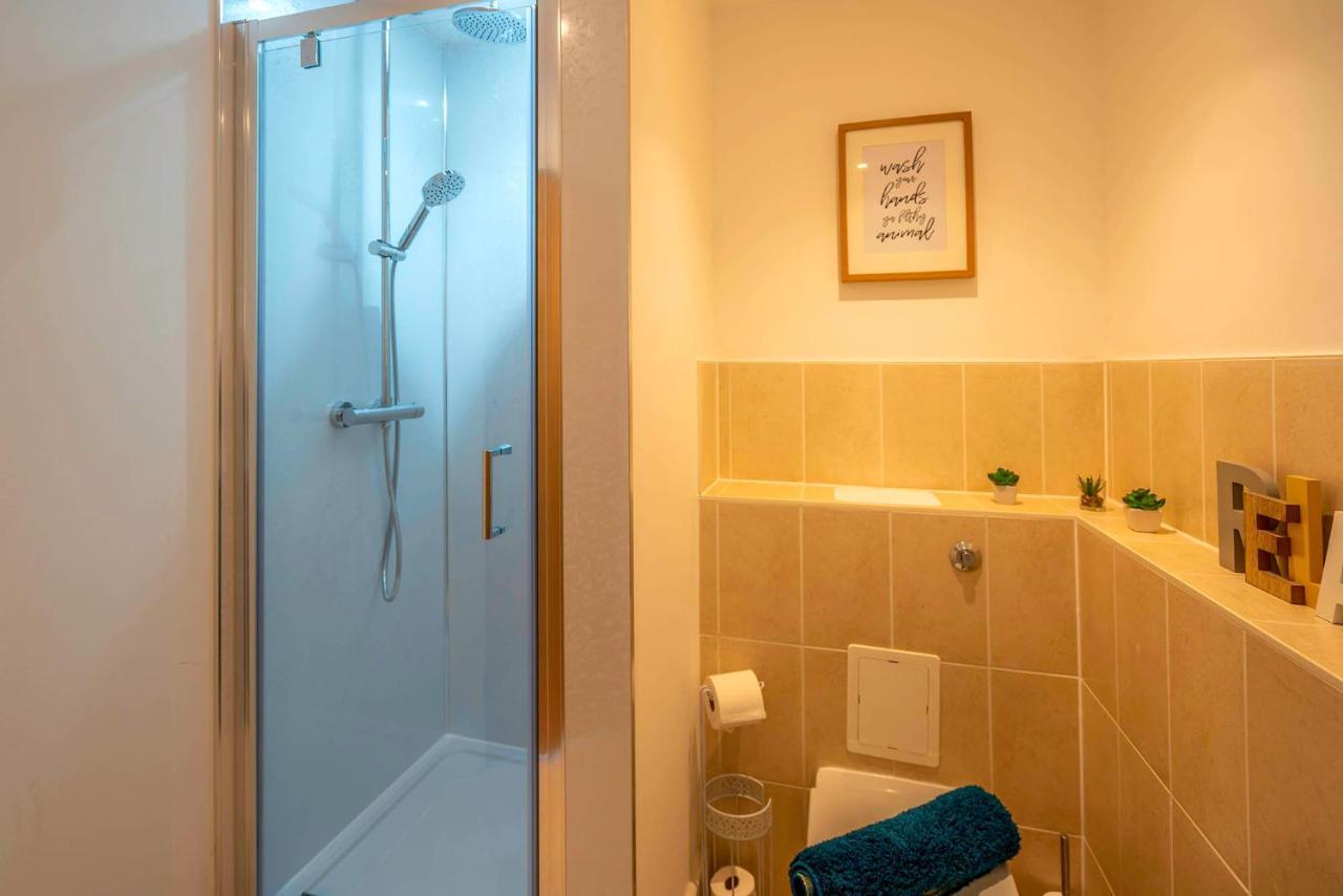 The Chaucer - Modern 3 Bed Home With Parking Close To City Centre Canterbury Eksteriør bilde