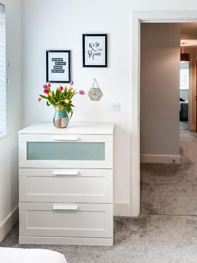 The Chaucer - Modern 3 Bed Home With Parking Close To City Centre Canterbury Eksteriør bilde