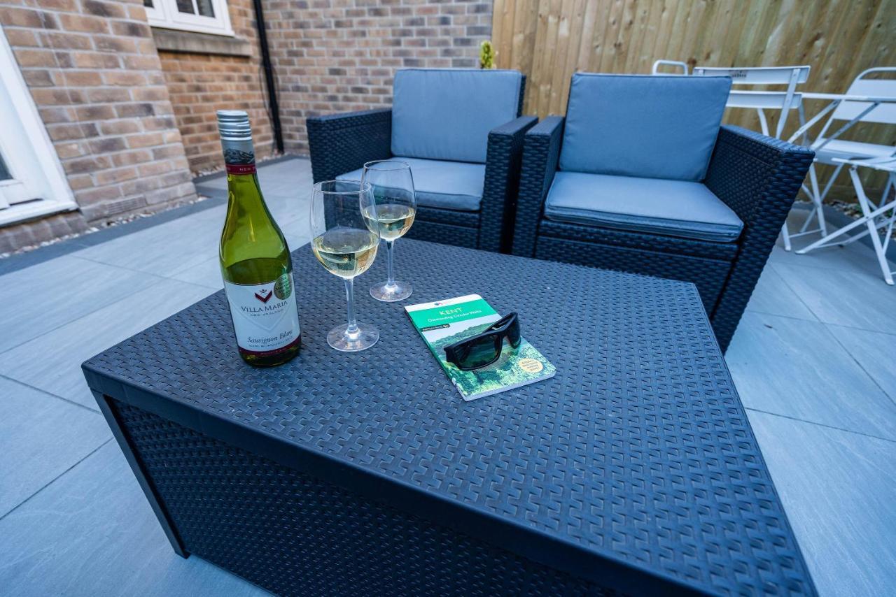 The Chaucer - Modern 3 Bed Home With Parking Close To City Centre Canterbury Eksteriør bilde